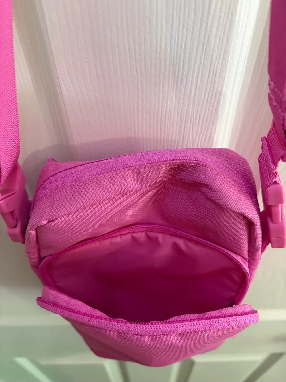 Nike Heritage Hot Pink Mini Crossbody Bag